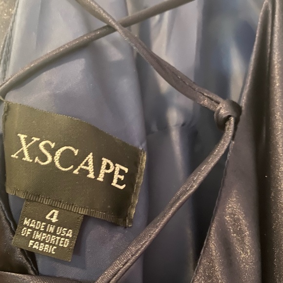 Evening dress - Picture 4 of 4